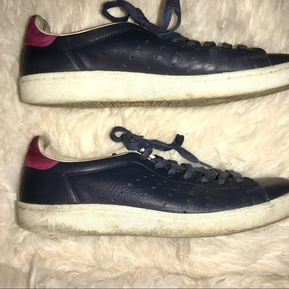 🎉 HP! Rare! PATRICK Navy Leather Sneakers - EUC! - Picture 7 of 9